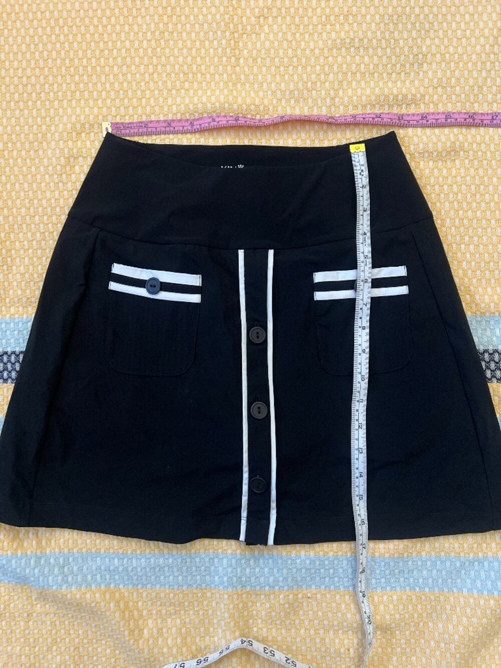 KINONA Black & White Active Golf Skort Mini Skirt Built-In Shorts Sz XS